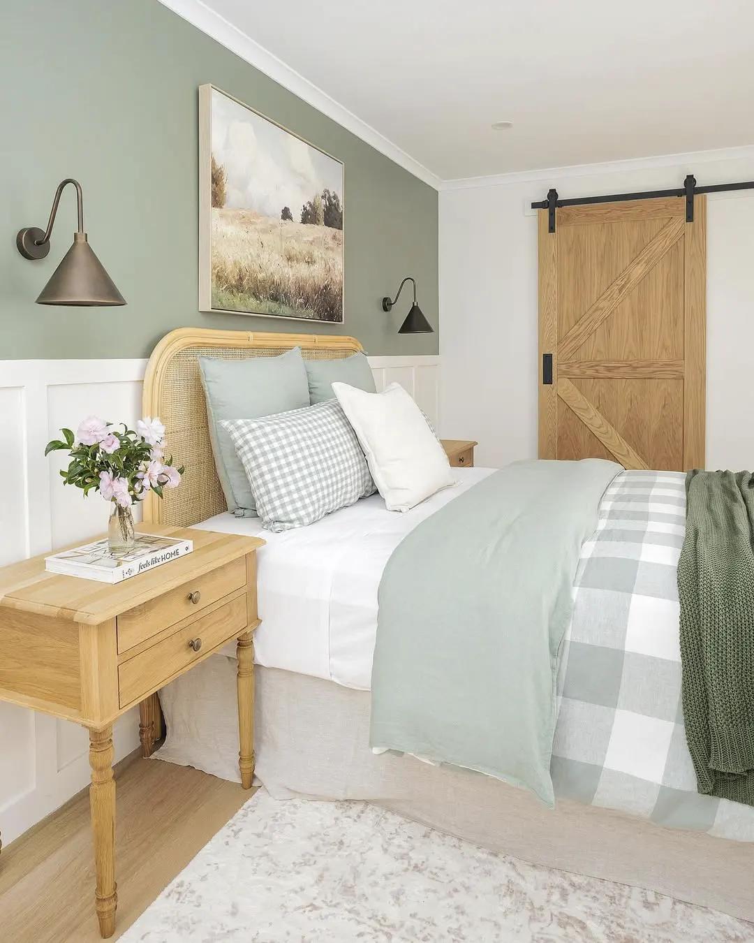 Шалфейно-зеленый цвет в интерьере