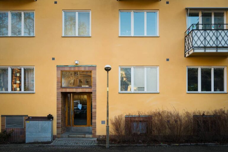 Женщина показала свою квартиру площадью 25 квадратов