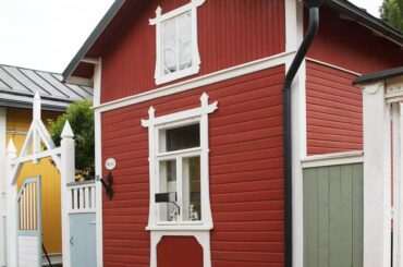 Красный домик в городе Раума, Финляндия