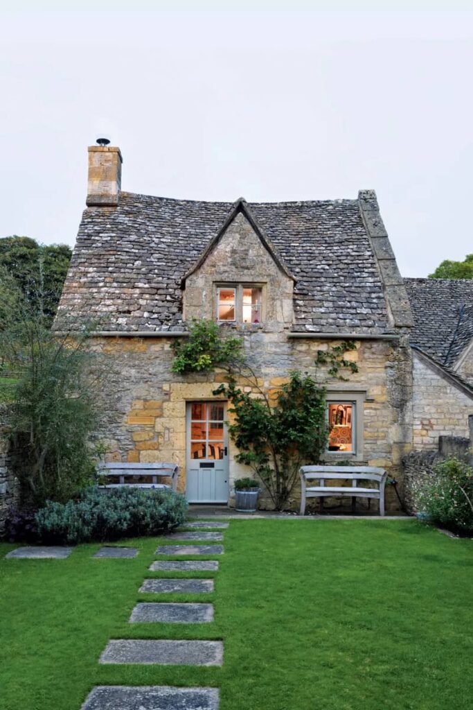 scandi 18th century house in cotswold uk 11