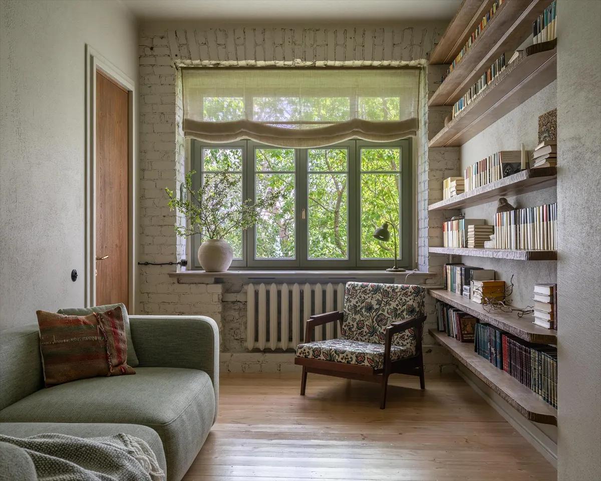 Интерьер 65 м² в доме 1920-х: квартира для большой семьи