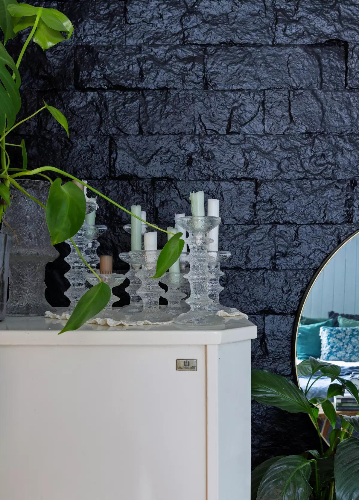 Коллекция стеклянных подсвечников