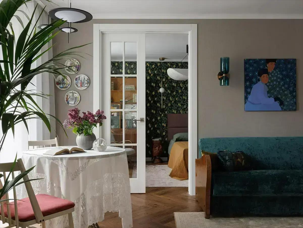 Обзор двухкомнатной квартиры площадью 49 кв.м. Дизайнер интерьера: Александра Якушенко