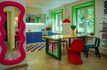 Яркая хрущевка от Павла Фотеева