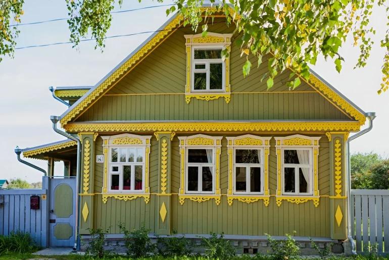 Дымов дача. Желтый дом